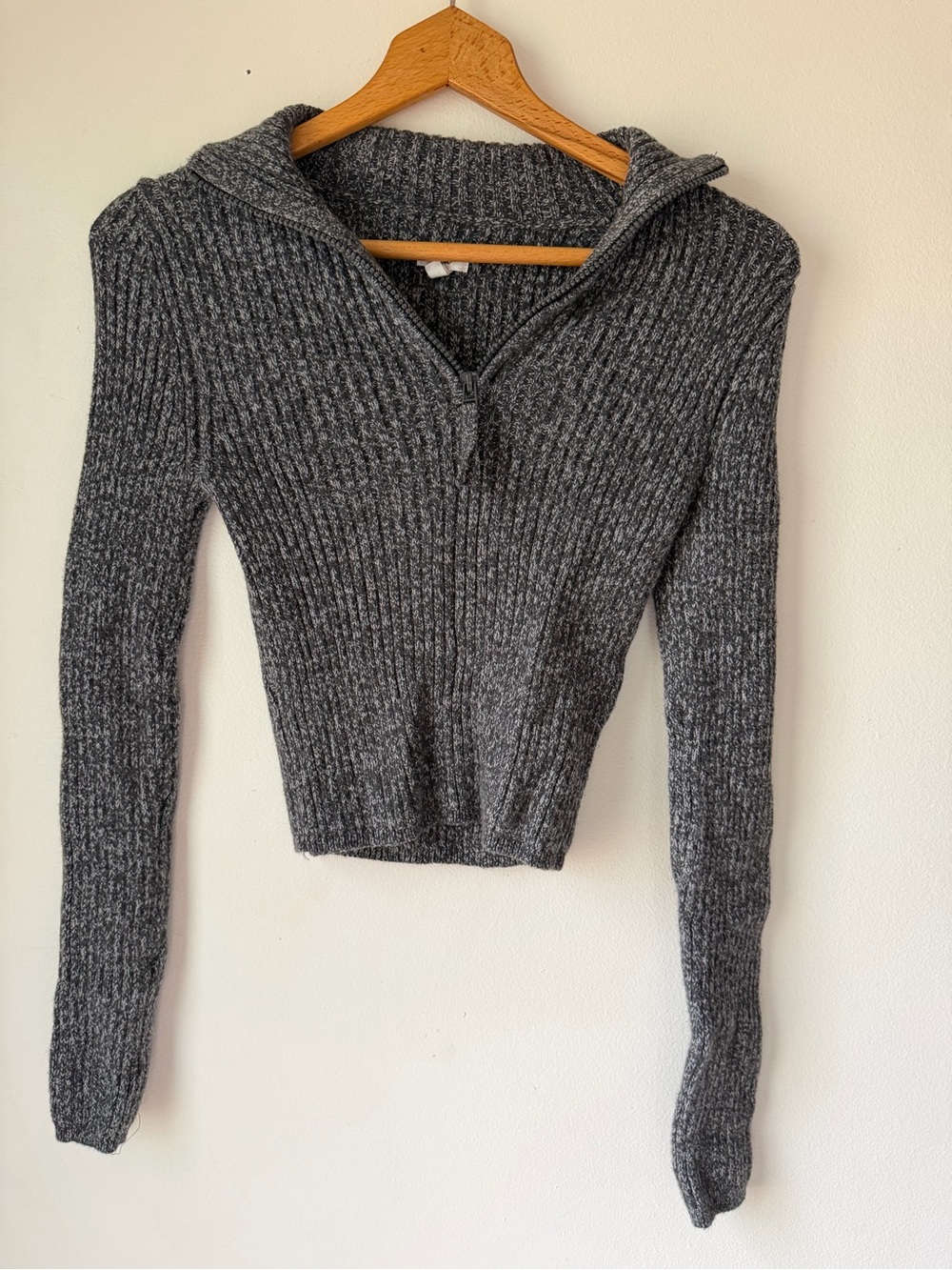aerie matching set! Gray Ribbed Half-Zip Sweater & matching pant
